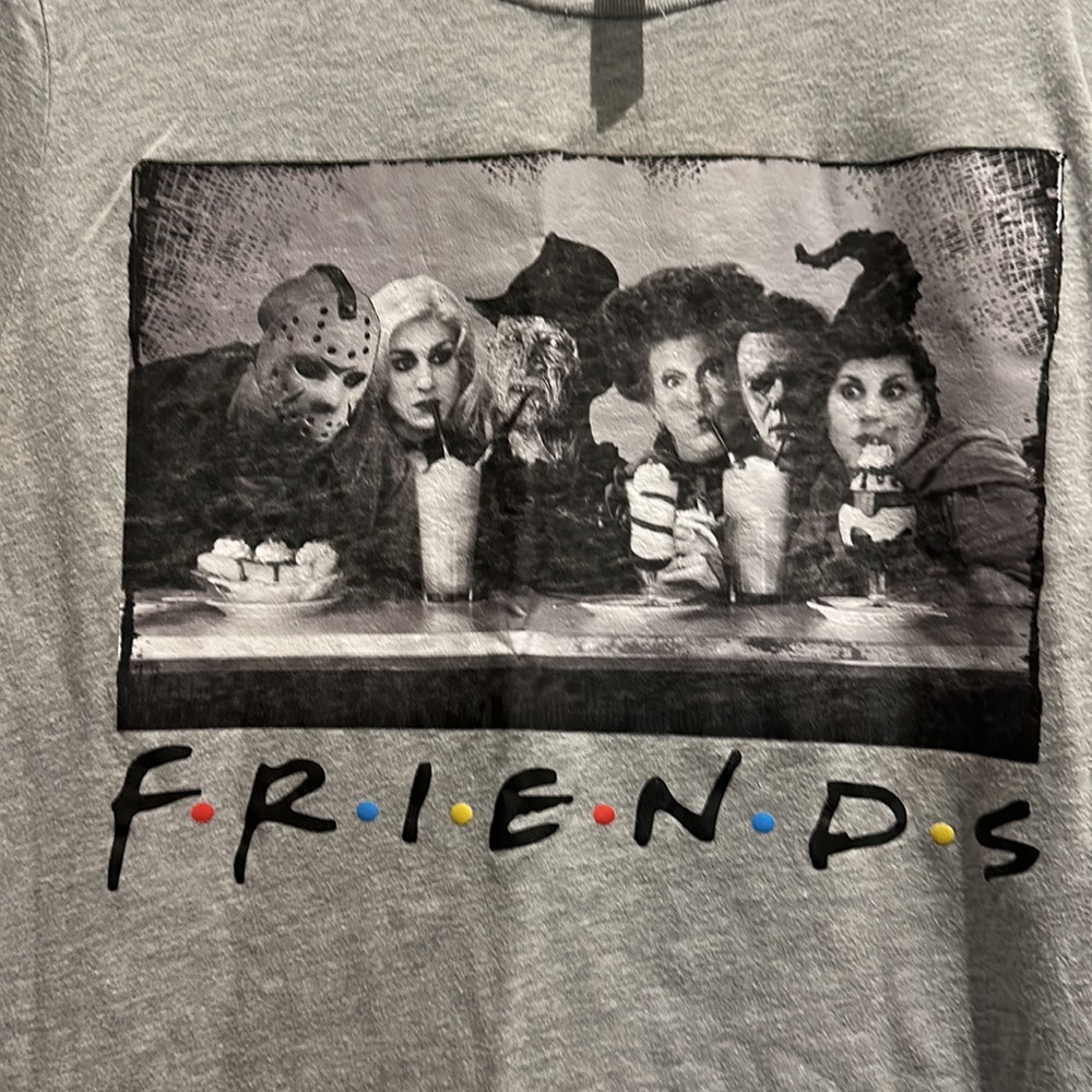 T-shirt size medium